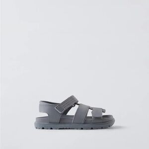 Zara boys rubberized blue sandals size 9.5